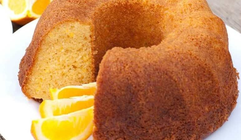 Bolo de Laranja com Casca no Liquidificador – Receita Prática e Saborosa 4.8 (138)