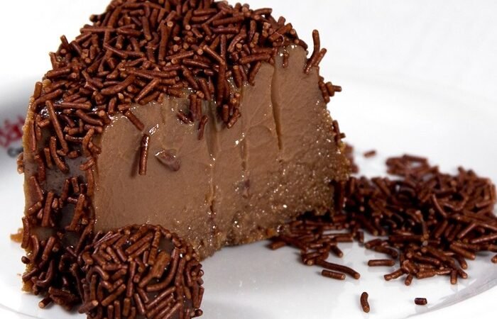 Brigadeirão de Micro-ondas O Doce Perfeito em Minutos 5 (16)