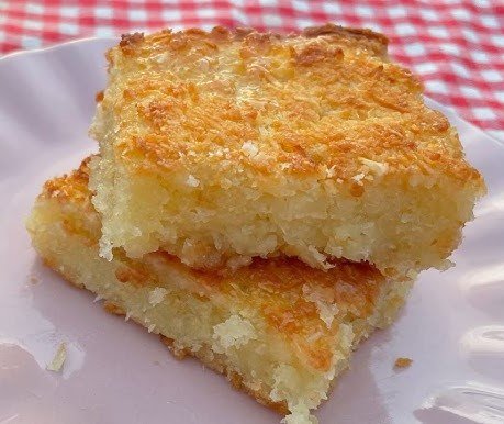 Bolo de Mandioca com Leite de Coco