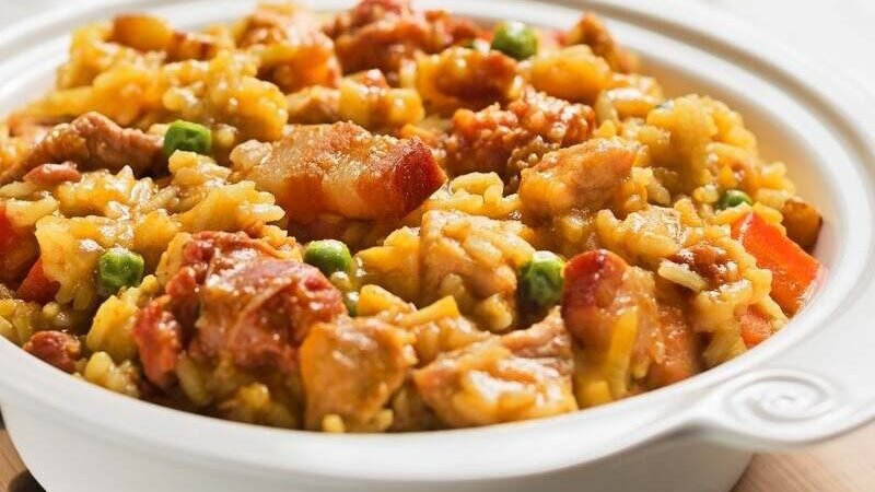 Como Fazer Arroz com Suã no Forno: Receita Completa e Fácil 5 (15)