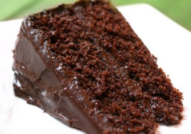 Bolo de Chocolate Molhado Receita Simples e Incrível 5 (12)