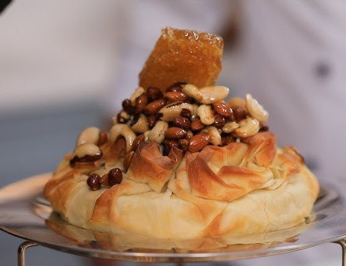 Queijo Brie com Massa Folhada