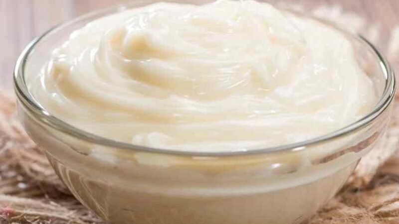 Receita de Maionese Caseira simples com Ovo Cozido – Irresistível e Cremosa! 5 (15)