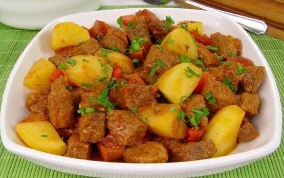 Carne de Panela com Batatas