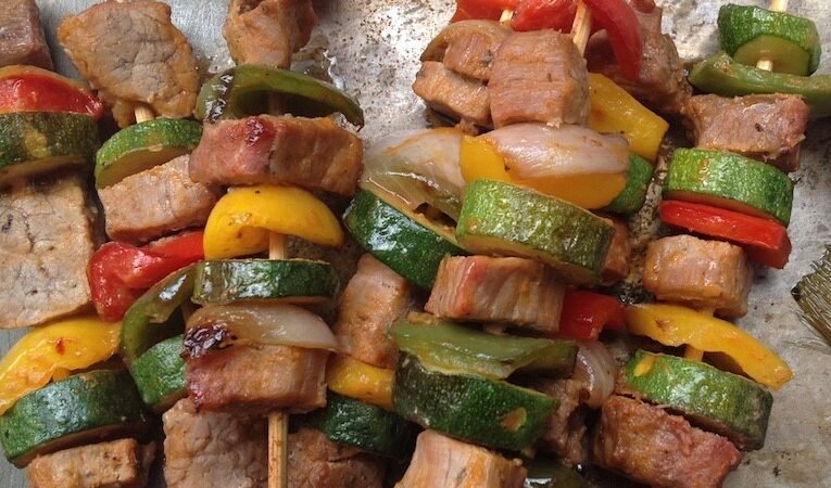 Espetinho de Carne e Legumes: Uma Opção Leve e Deliciosa para o Seu Almoço 5 (12)