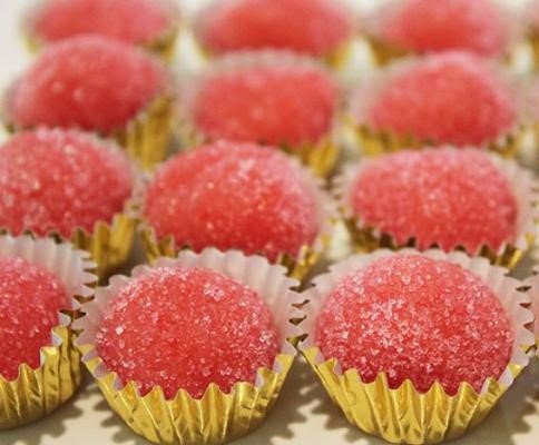 Bicho de Pé (Brigadeiro de Morango)