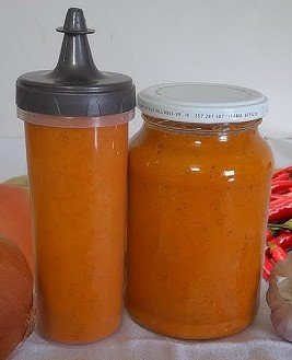 Molho de Pimenta Dedo-de-Moça Caseiro