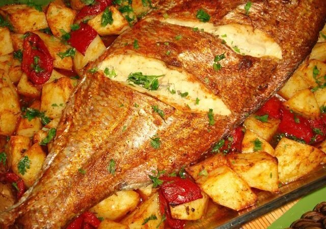 Peixe ao Forno com Batatas Fatiadas e Azeite: Leve e Delicioso 5 (1)