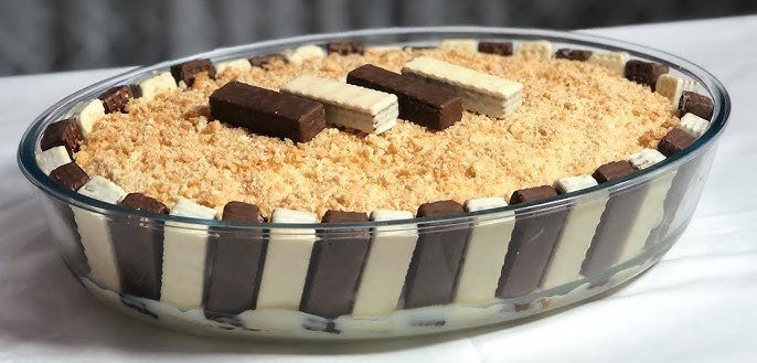 Torta gelada de Bis simples e fácil
