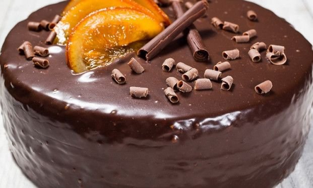 Bolo de Laranja com Cobertura de Chocolate