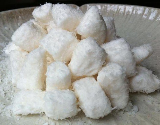 Bala de Coco de Maracujá