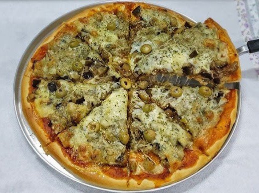 Pizza com Massa de Arroz