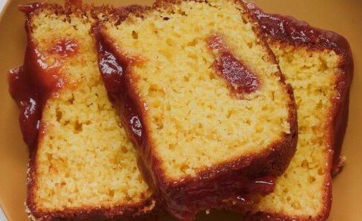 Bolo de Milho com Goiabada