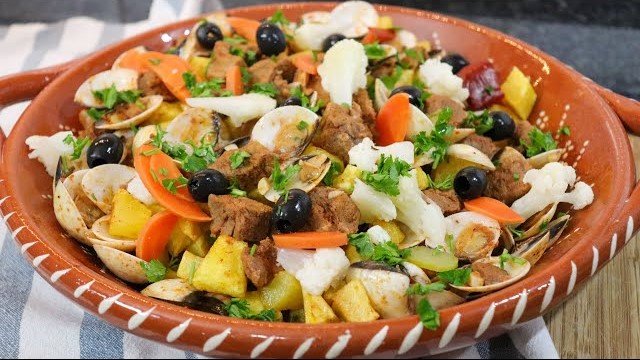 Carne de Porco à Alentejana
