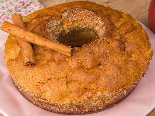 Bolo de Maçã, Aveia e Canela