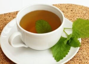 Chá Natural Para Desinchar Barriga à Noite