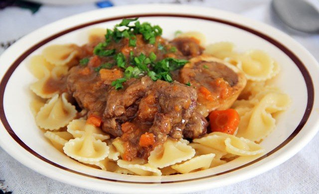 Ossobuco com Massa