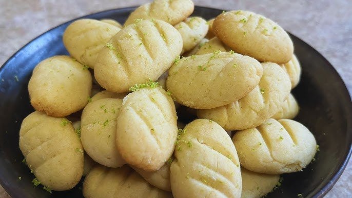 Bolachinha de Creme de Leite com Raspa de Limão