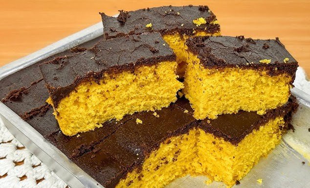 Bolo de Cenoura com Cobertura de Brownie