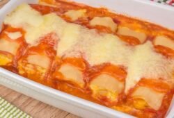 canelone com massa de lazanha gratinada