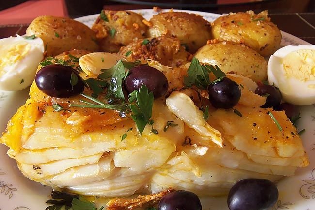 Lombo de Bacalhau com Batatas ao Murro