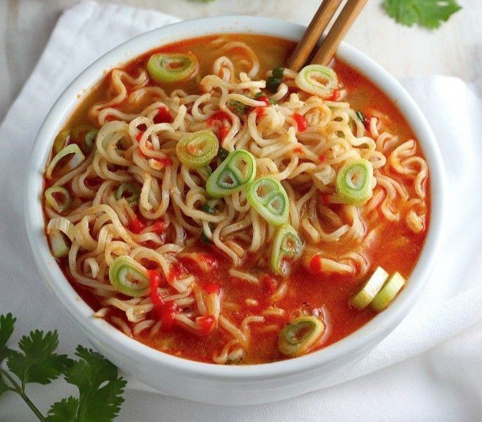 Miojo Saudável com Molho de Tomate