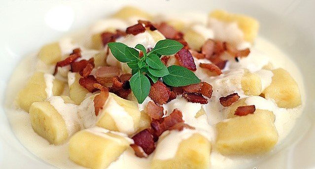 Nhoque com Creme de Leite e Iogurte
