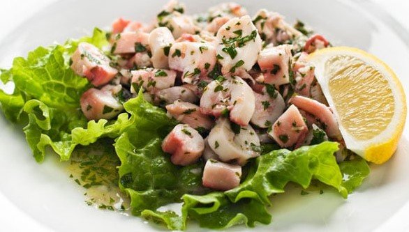 Salada de Polvo com Cebola Confitada