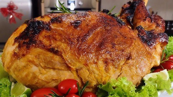 Pernil Natalino com Mel e Alecrim