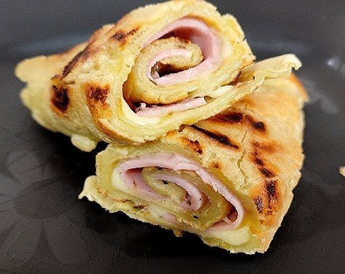 Crepioca de Queijo e Presunto