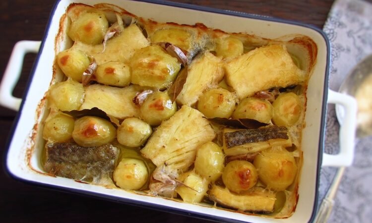 Receita de Bacalhau de Forno à Portuguesa Fácil e Deliciosa 5 (15)
