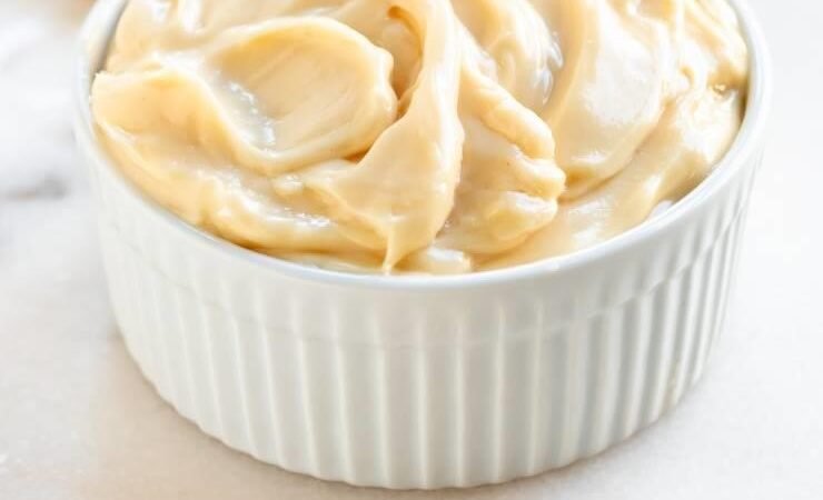 Como Fazer Maionese Caseira de Alho Sem Ovo Fácil 5 (13)