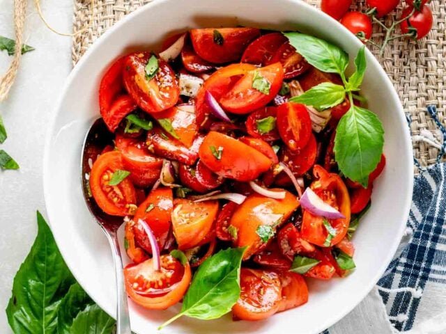 Salada de Tomate Simples