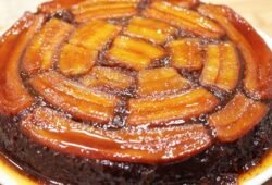 Bolo de Banana Caramelizada para Café da Tarde