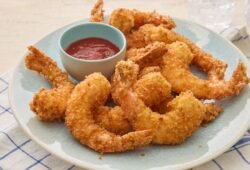 Camarão Dourado à Milanesa para Ceia