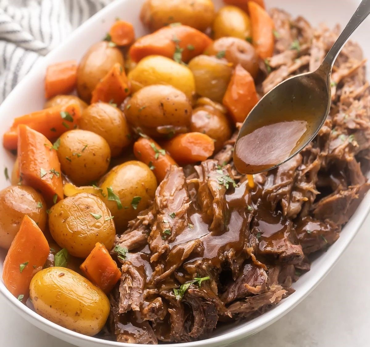 Carne Assada de Panela Suculenta com Molho Espesso