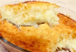 Cocada de Forno Macia e Douradinha com Sabor Caseiro