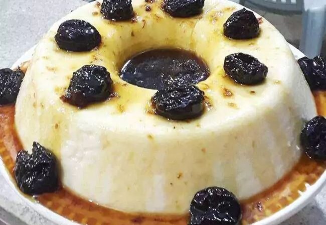 Manjar Branco com Calda de Ameixa Tradicional 5 (27)