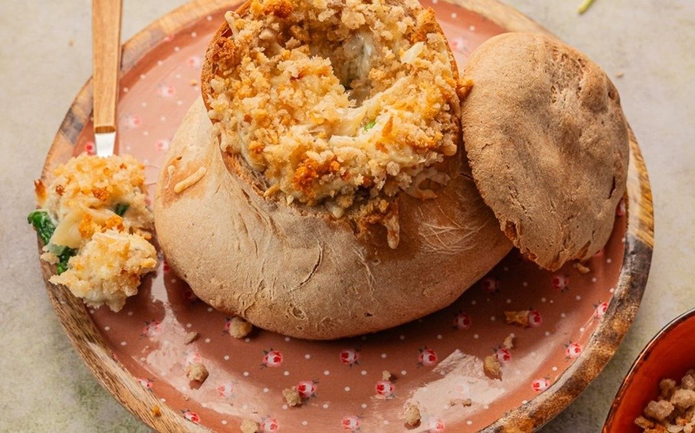 Pão Recheado com Bacalhau e Alheira