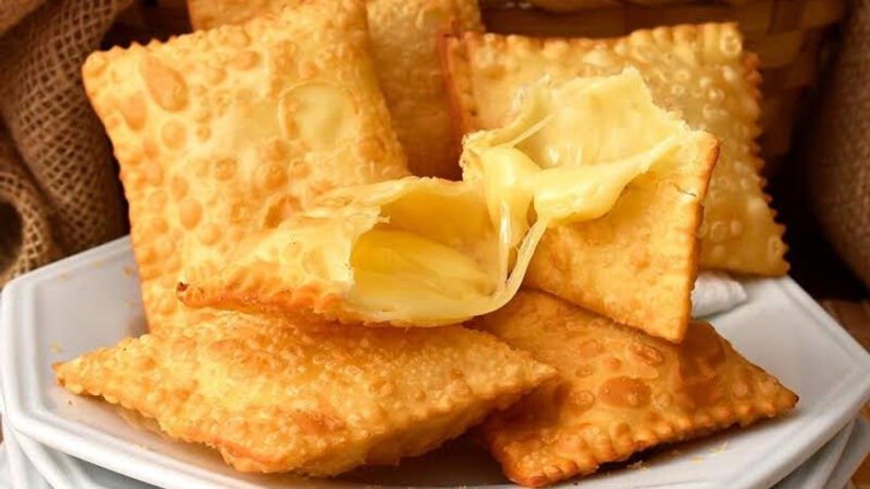 Pastel de Queijo Crocante com Massa Simples 5 (18)