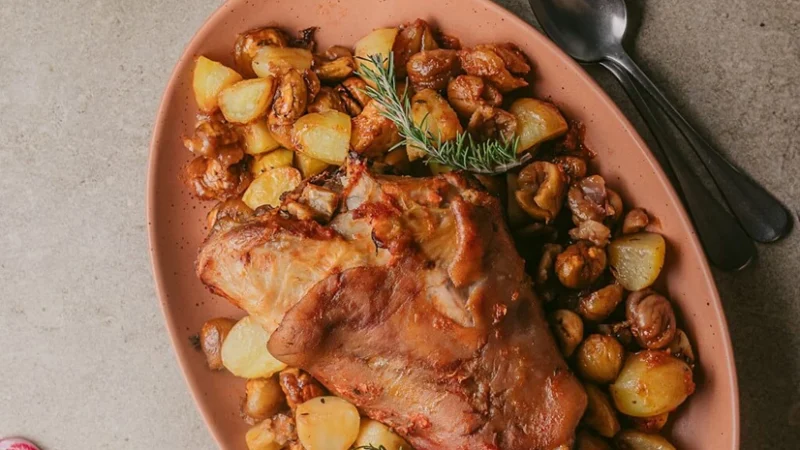 Pernil de porco no forno com batatas eBem Temperado 5 (18)