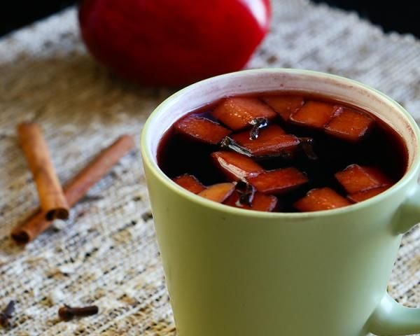 Vinho Quente à Portuguesa com Especiarias
