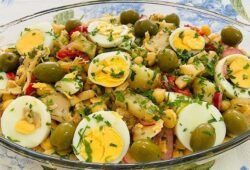 me de a receita Salada de Bacalhau Fresca para Ceia Deliciosa e Nutritiva o url