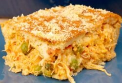 Receita de Torta madalena de frango cremoso