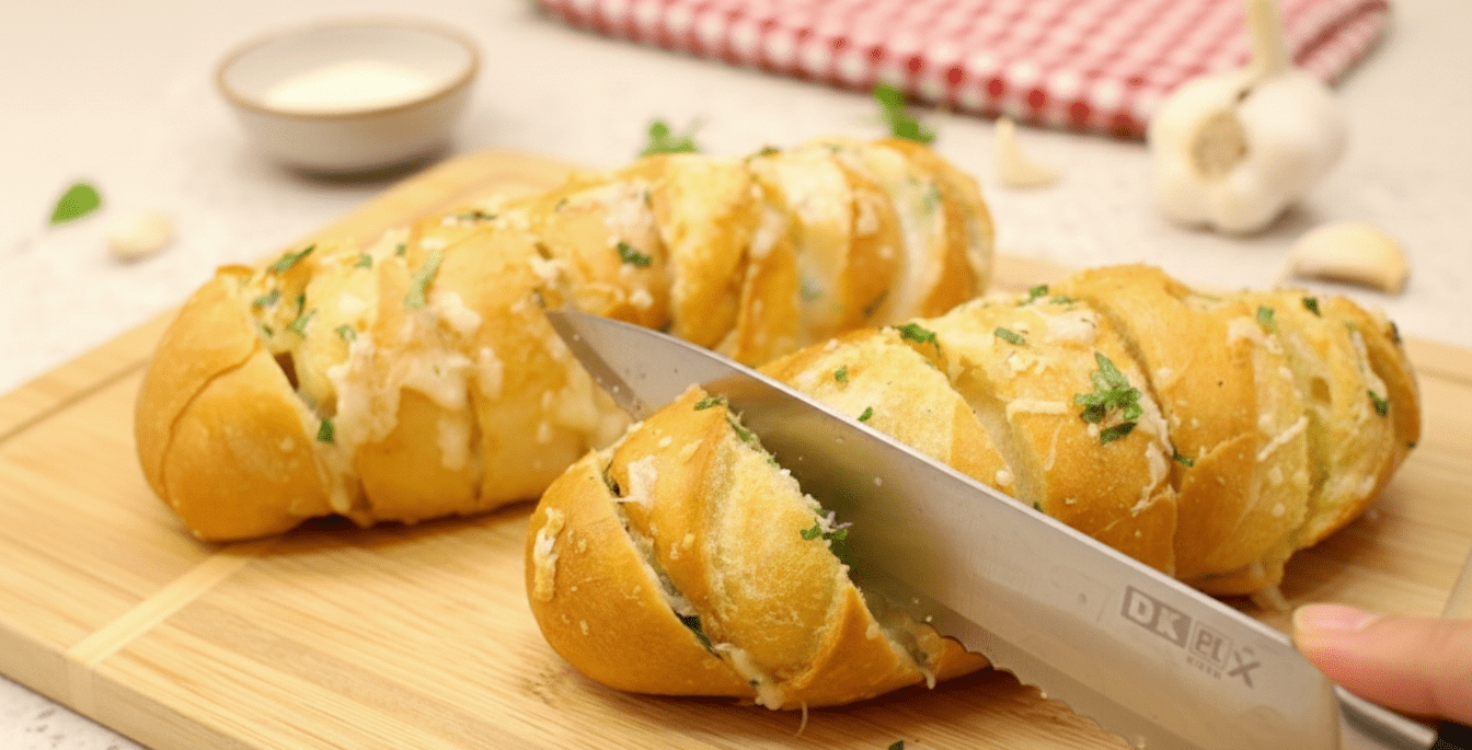 Pão de Alho de Padaria cremoso