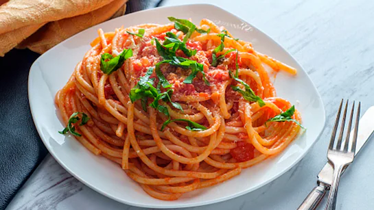 Macarrão ao Molho Vermelho Clássico e Rápido 5 (12)