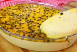 Mousse de Maracujá com Leite Condensado Fácil