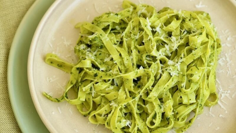 Talharim ao Pesto que Parece Restaurante Italiano 5 (8)
