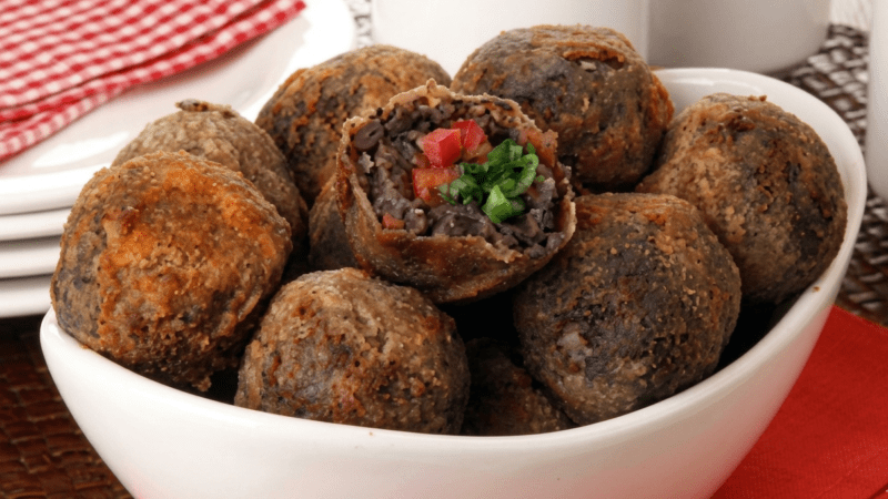 Como fazer Bolinho de Feijoada Crocante e Recheado 5 (25)