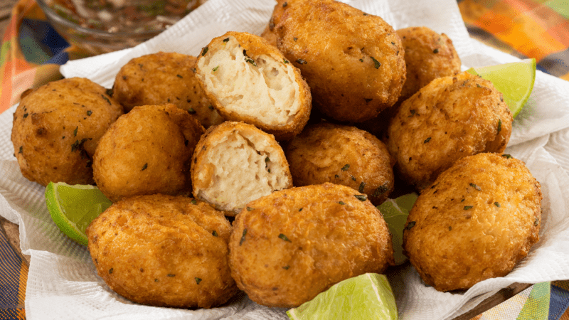 Como Fazer Bolinho de Pirarucu de Boteco: Fácil 5 (22)